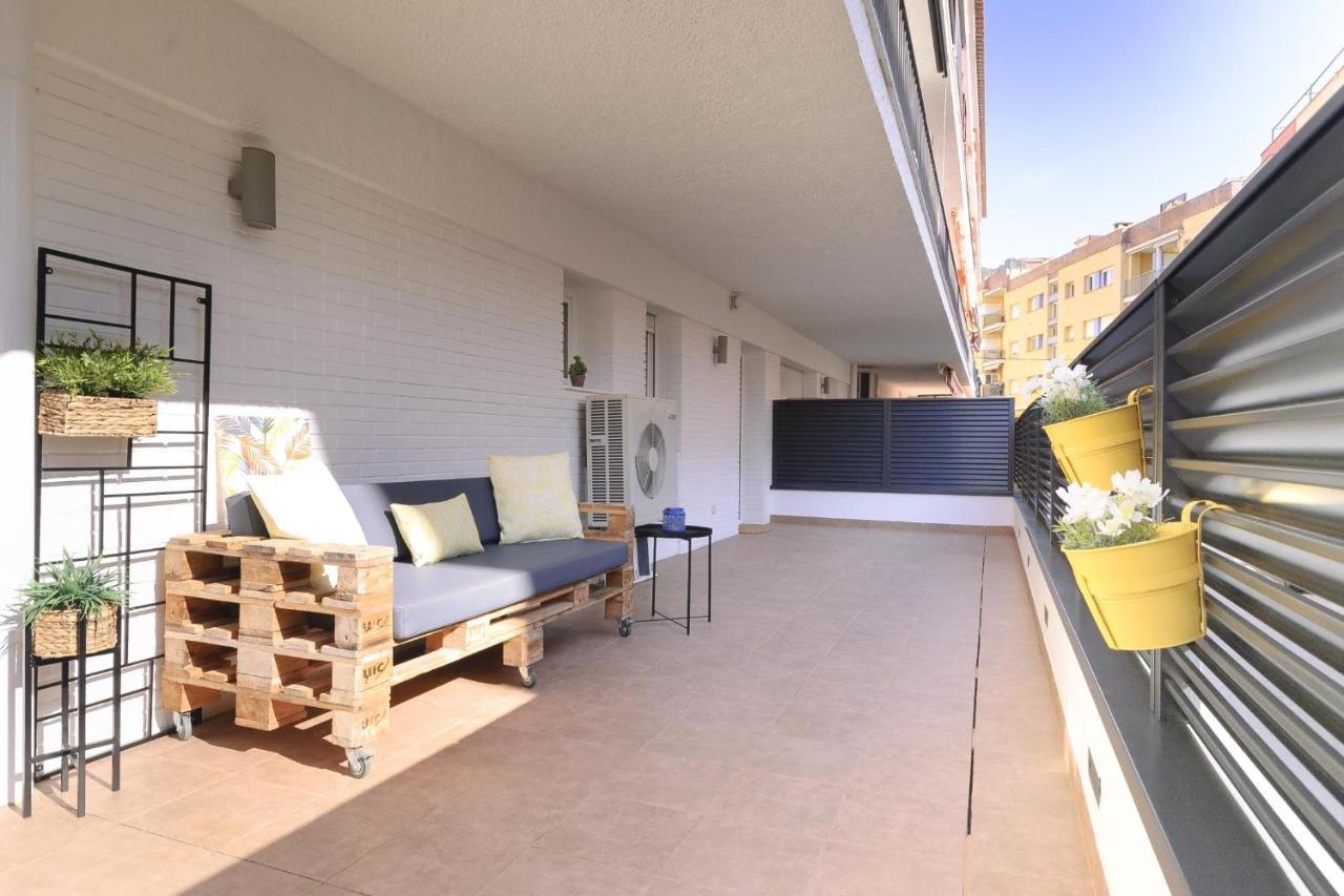 Lets Holidays Cozy Apartment With Terrace Tossa de Mar Buitenkant foto